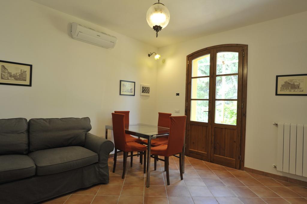 Agriturismo La Grotta 산줄리아노테르메 외부 사진